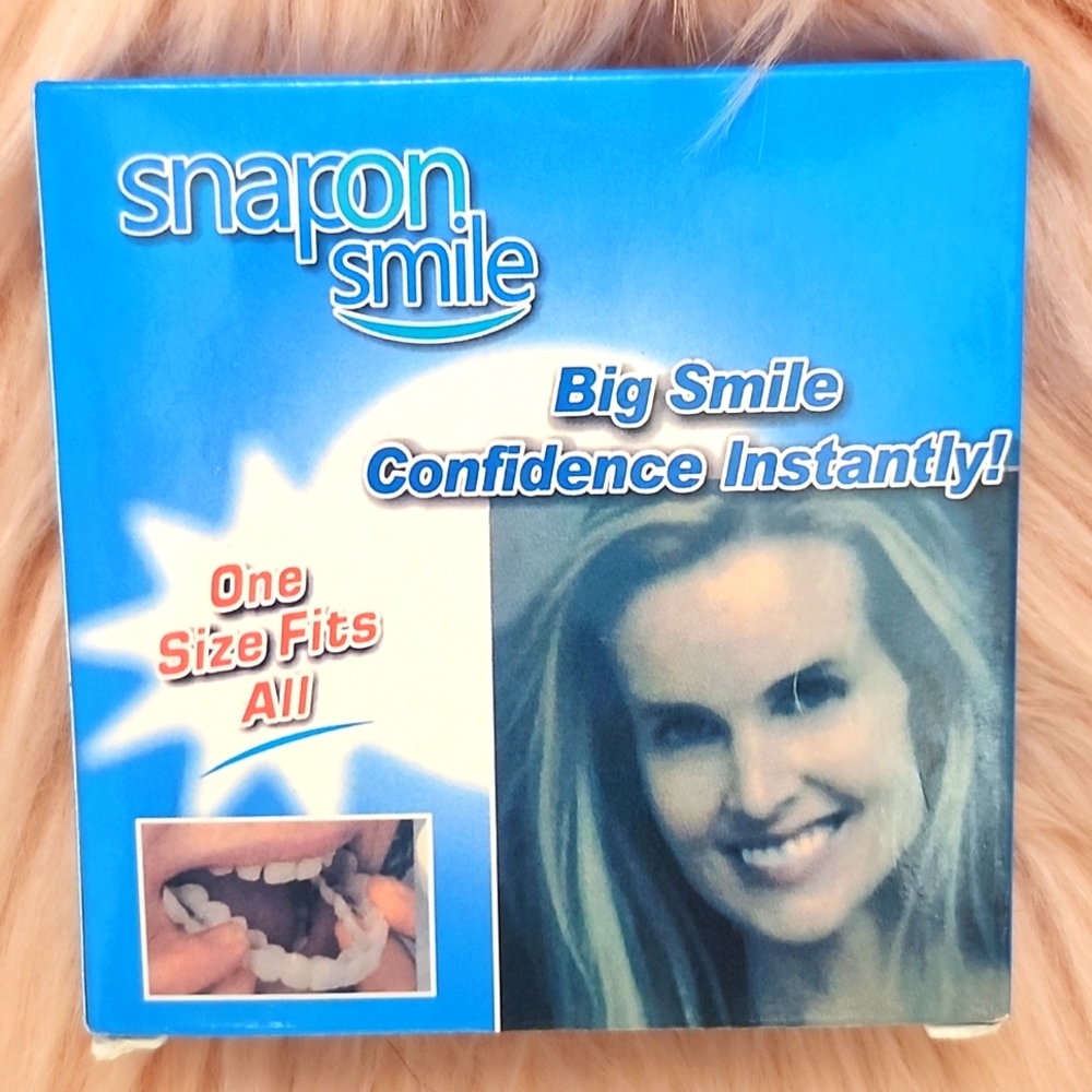 Brand New SNAP ON SMILE CUSTOM FIT PERFECT SMILE VENEERS